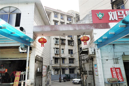 阳光河畔3室1厅1卫100㎡带车库21